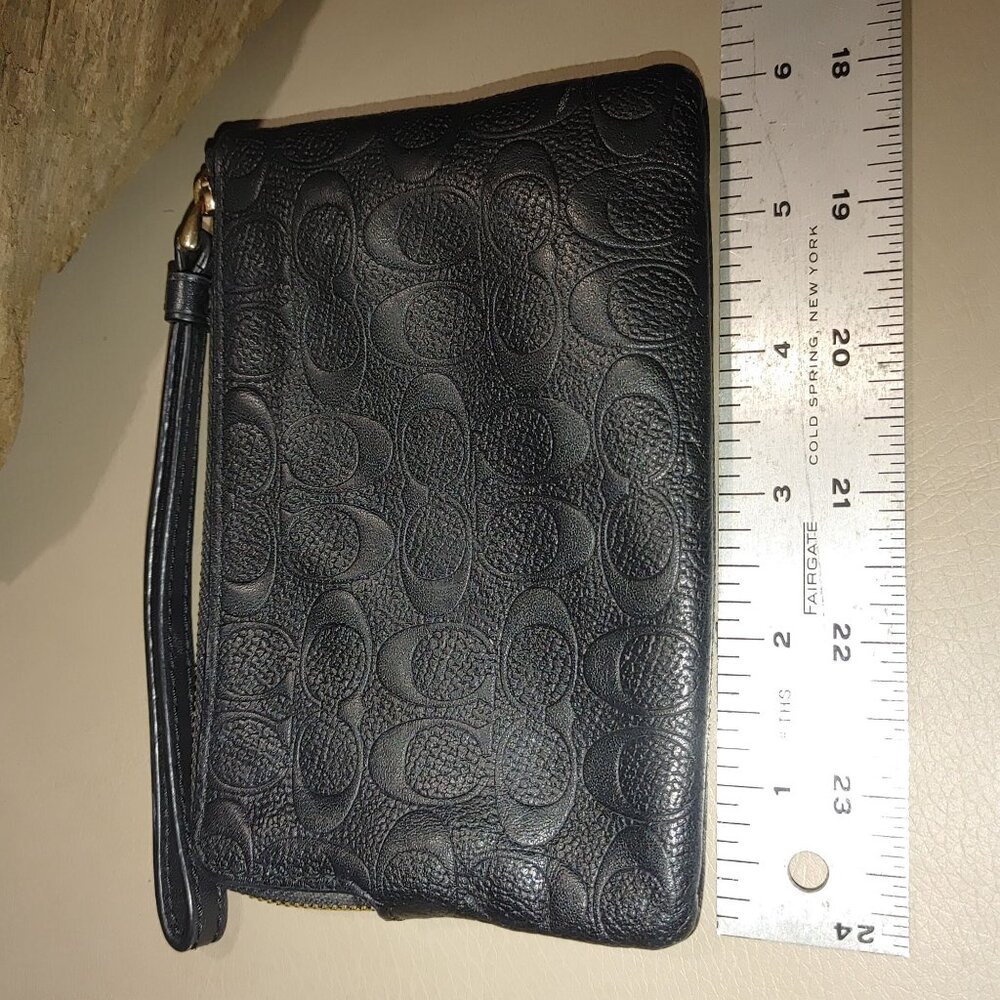 Coach Wallet Raise Logo Black Carriage Gold Hardware Leather Wristlet Clutch - Picture 6 of 11